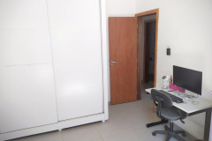40ab06e8-628a-4a53-8570-9ddf6bab8f07